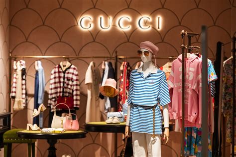 ropa de marca gucci|gucci tienda online.